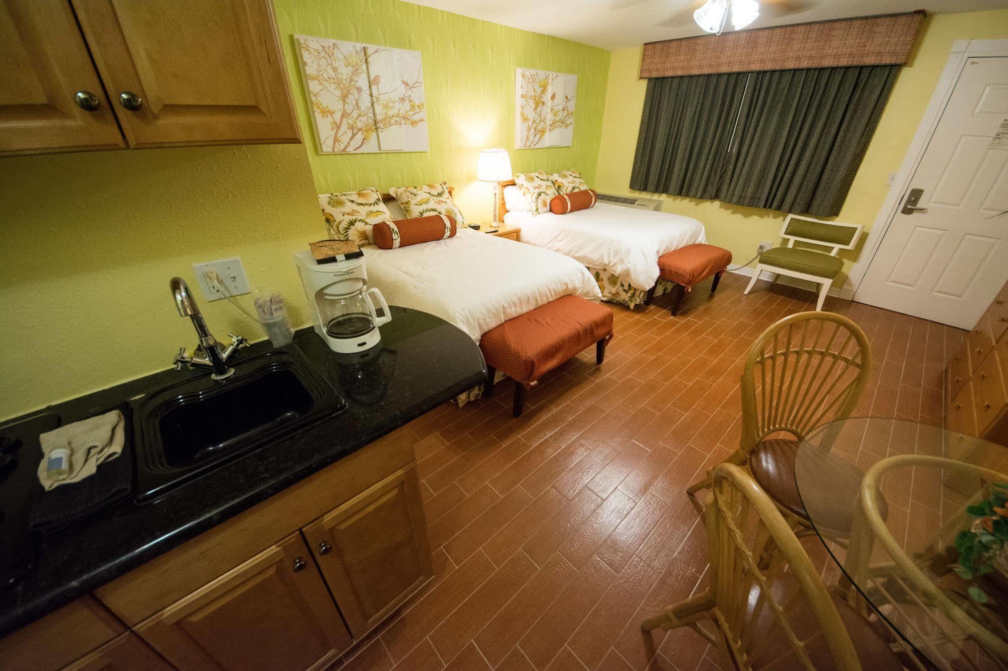 Camelot Beach Suites Clearwater Beach Exteriér fotografie